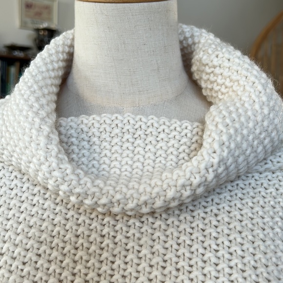 COCOGIO White Wool Blend Knit Poncho Top - Picture 2 of 9